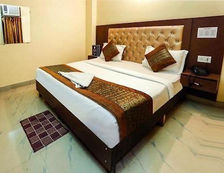 Runway Stay Нью-Делі Екстер'єр фото